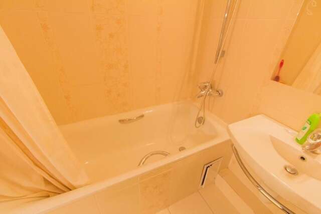 Апартаменты Your cozy apart in Kyiv Киев-17